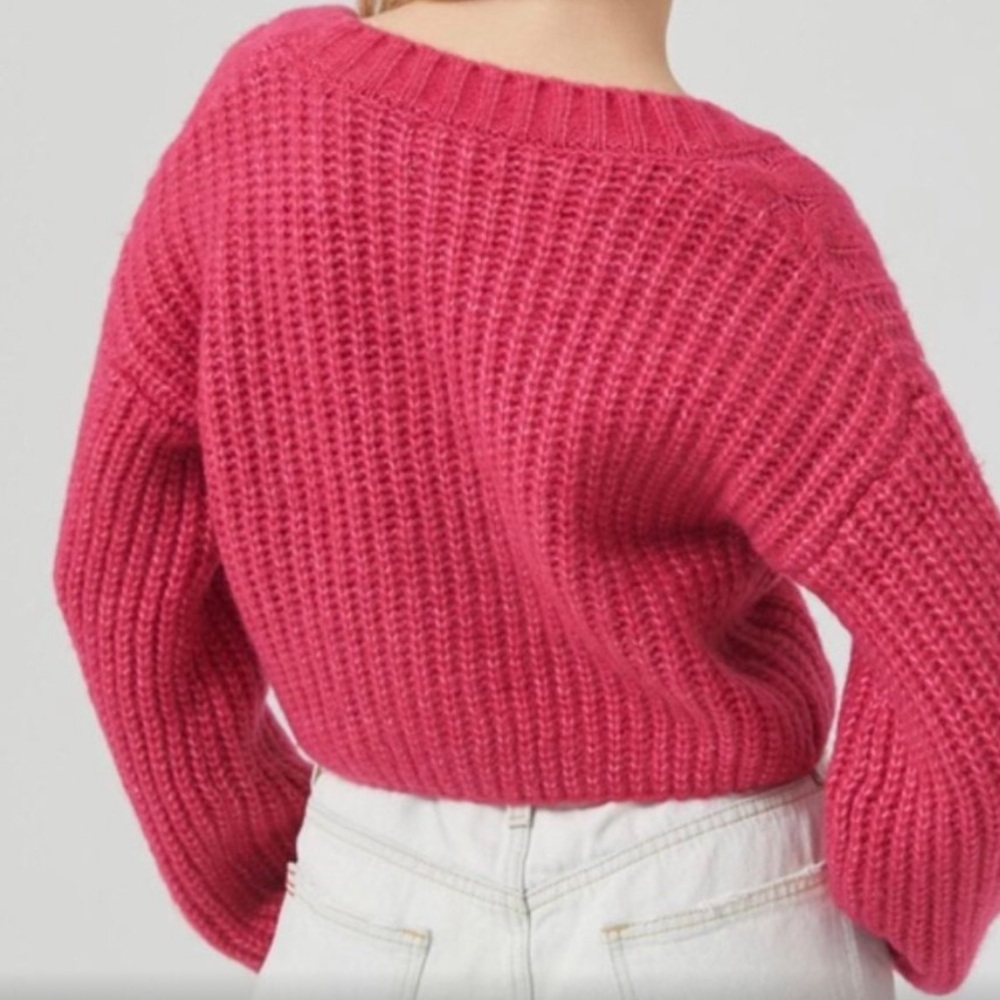 Women’s XS Urban Outfitters Pink Cropped Cardigan - Picture 2 of 5